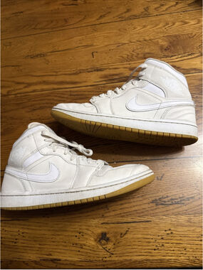 Jordan Jordan 1 Mid Phantom Gum Womens BQ6472-021 Multi Sz 9